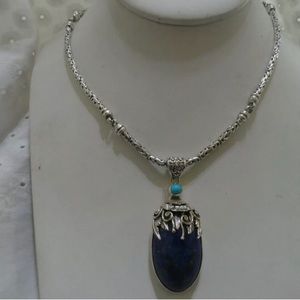 Beautiful Vintage sterling silver Bali chain and large lapis /turquoise pendant